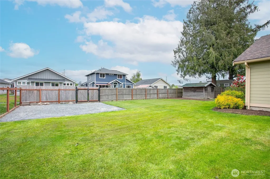 232 Front Street Sumas WA 98295