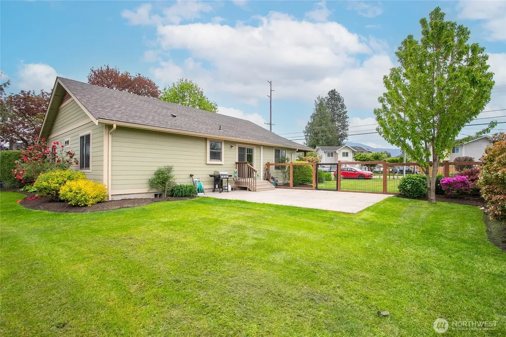 232 Front Street Sumas WA 98295