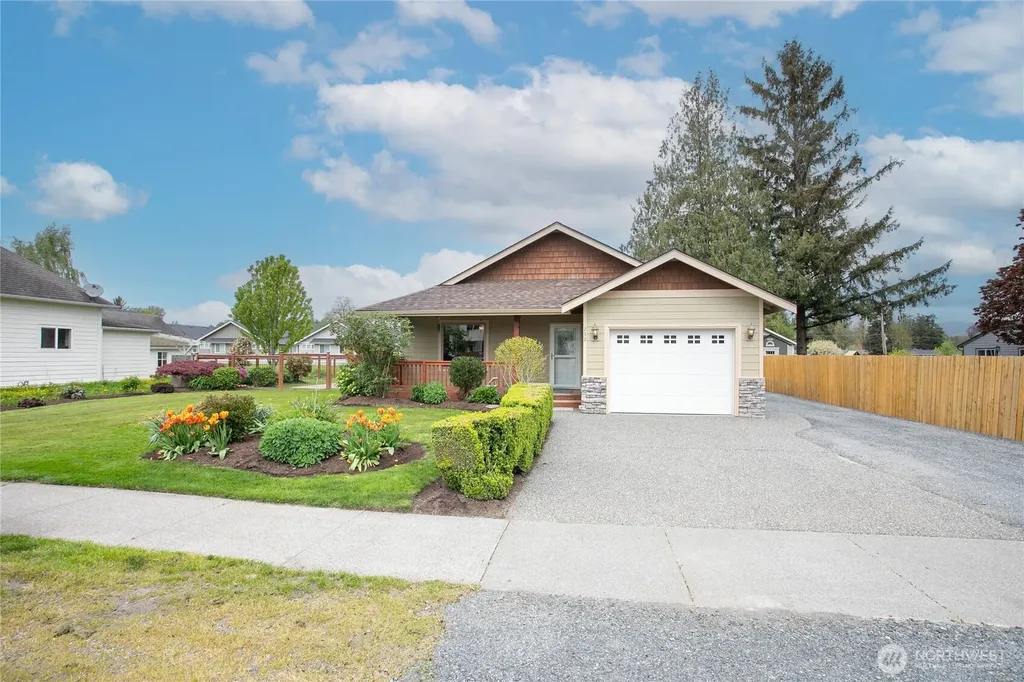 232 Front Street Sumas WA 98295