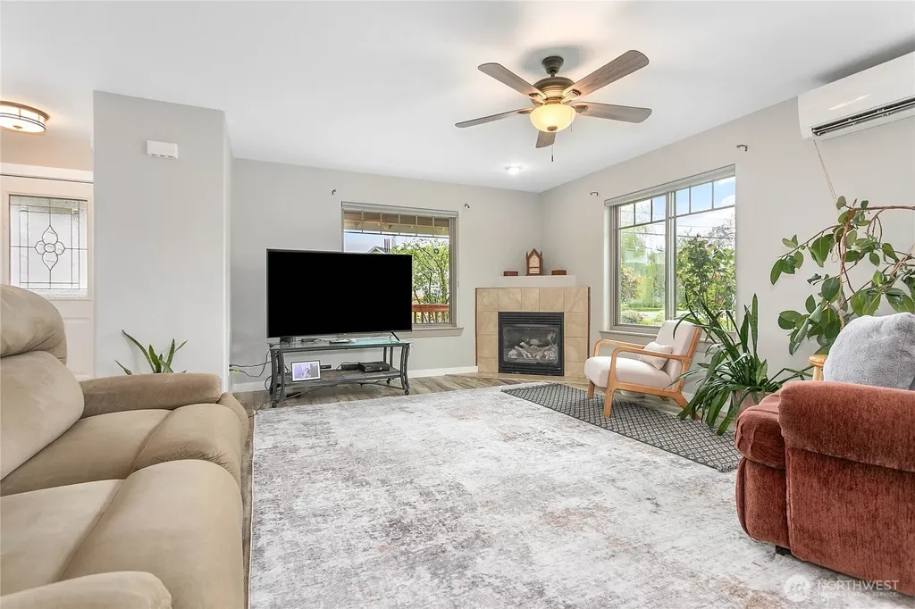 232 Front Street Sumas WA 98295