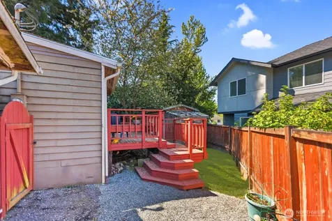 225 74th Street SE Everett WA 98203