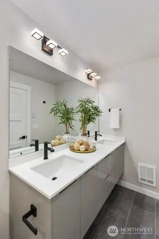 19628 Filbert Drive Bothell WA 98012