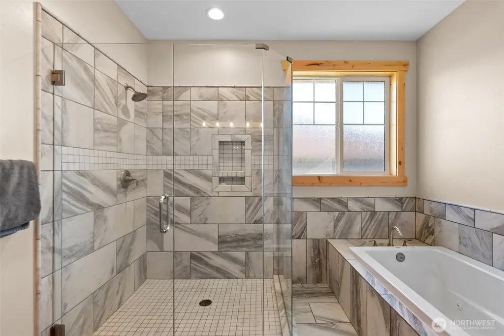 2042 Maiden Lane Wenatchee WA 98801