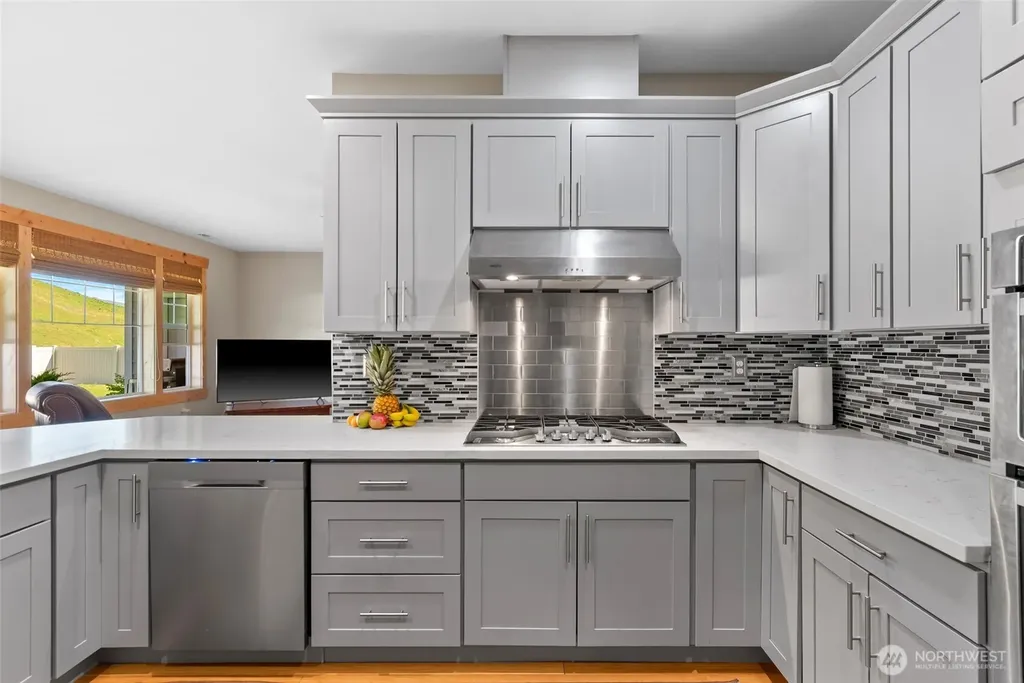 2042 Maiden Lane Wenatchee WA 98801