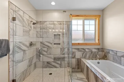 2042 Maiden Lane Wenatchee WA 98801