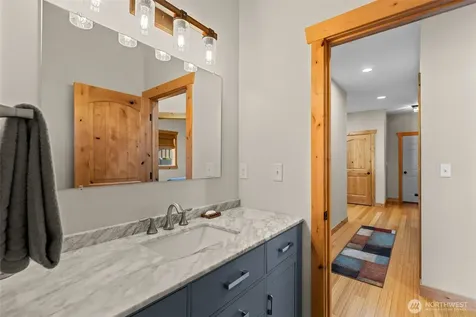 2042 Maiden Lane Wenatchee WA 98801