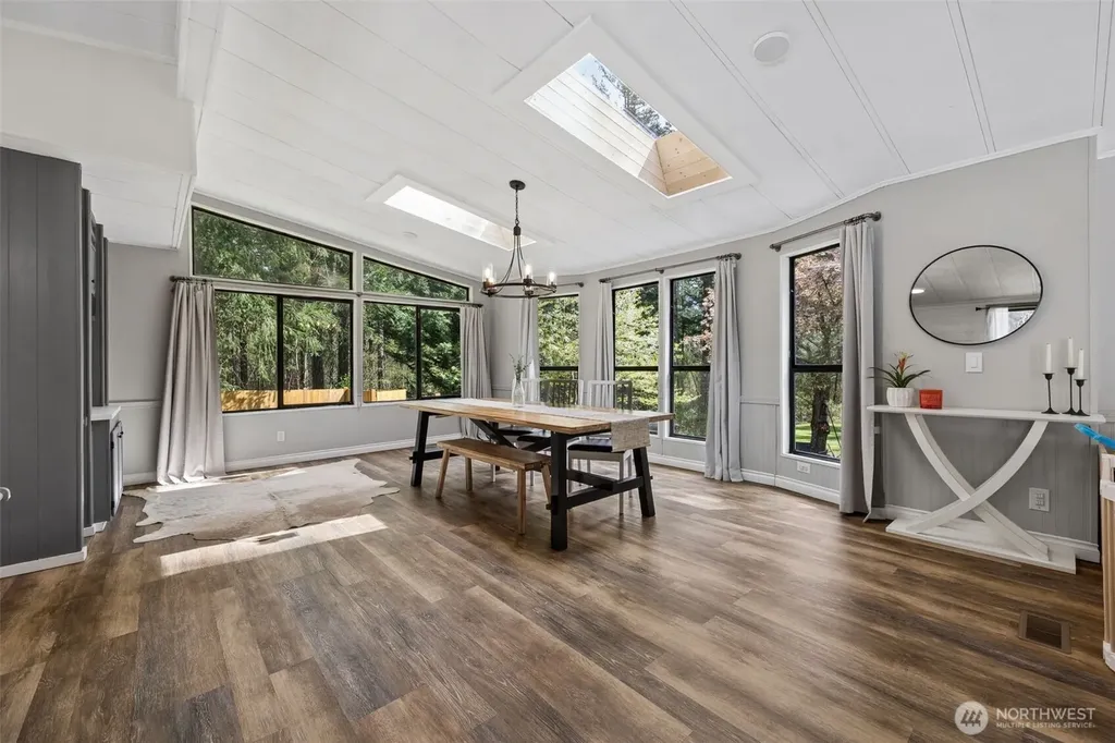 30428 Cumberland Kanaskat Road SE Ravensdale WA 98051