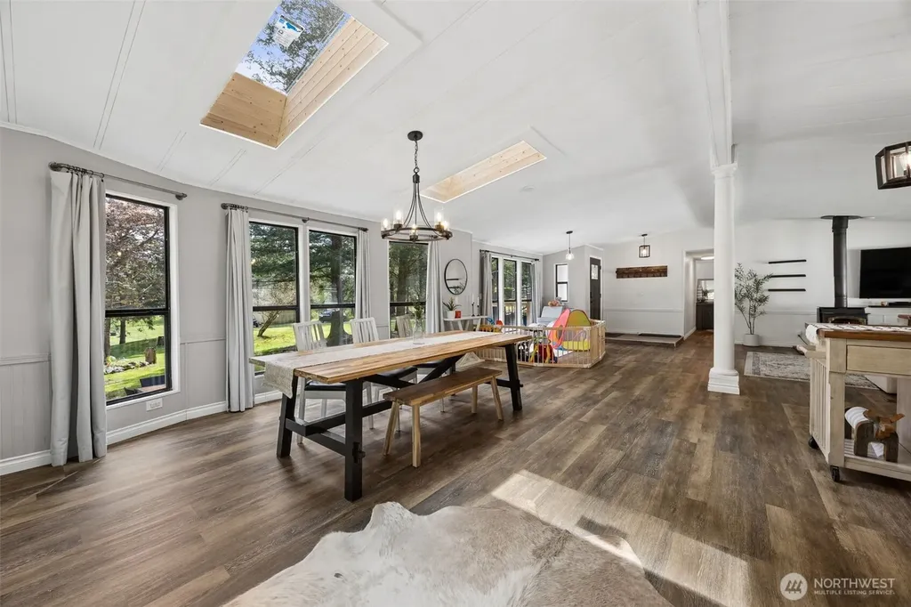 30428 Cumberland Kanaskat Road SE Ravensdale WA 98051