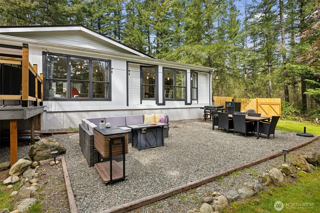 30428 Cumberland Kanaskat Road SE Ravensdale WA 98051