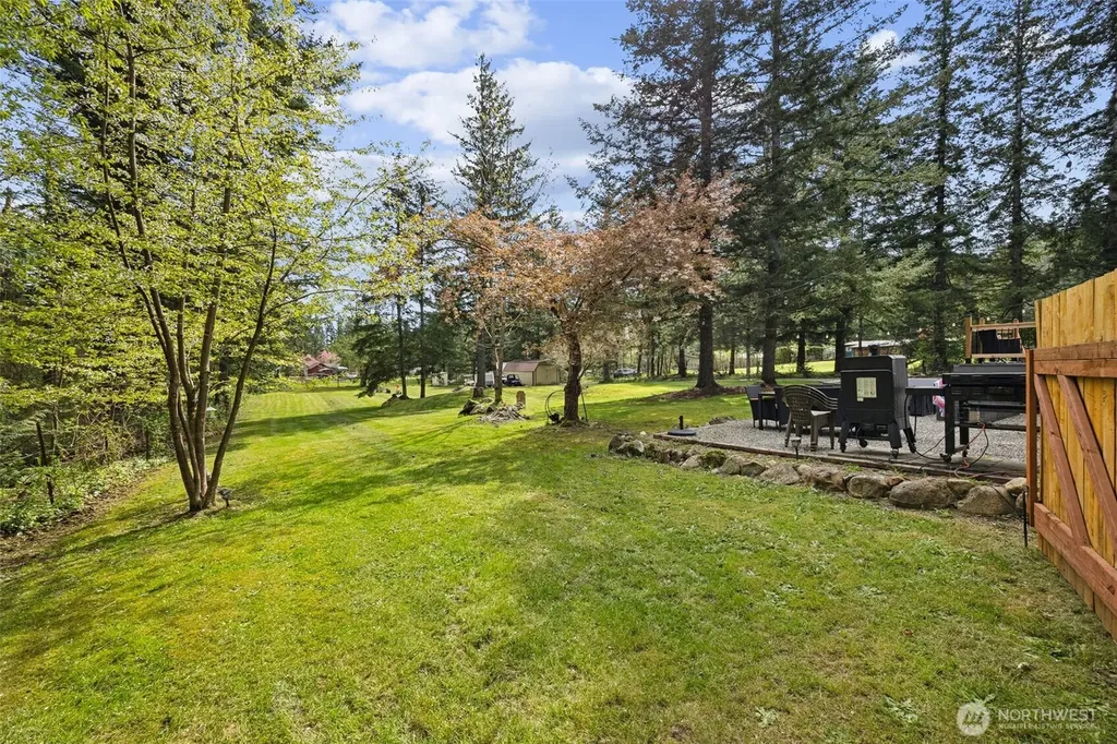 30428 Cumberland Kanaskat Road SE Ravensdale WA 98051