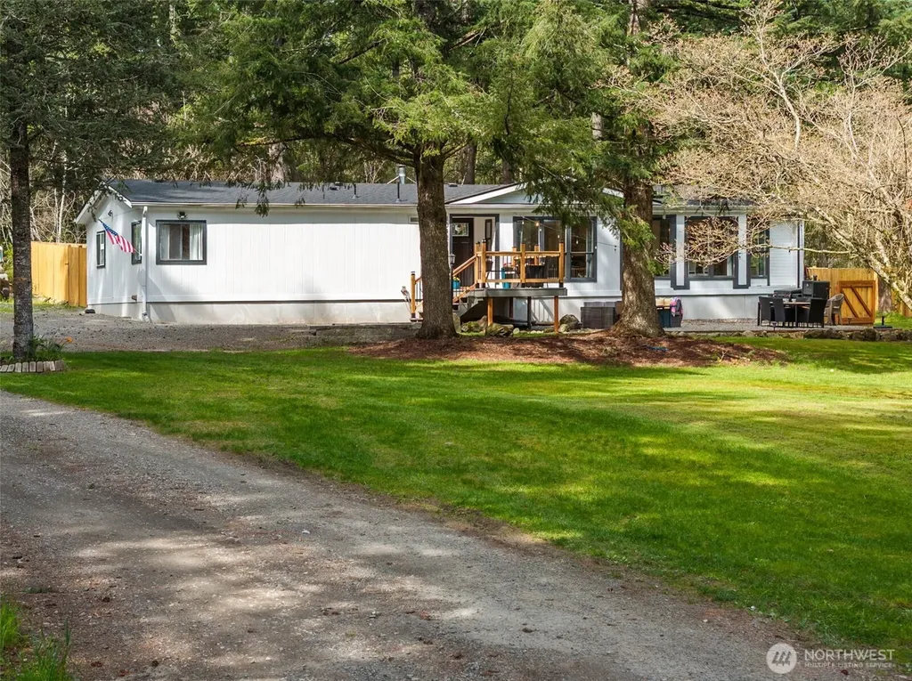 30428 Cumberland Kanaskat Road SE Ravensdale WA 98051