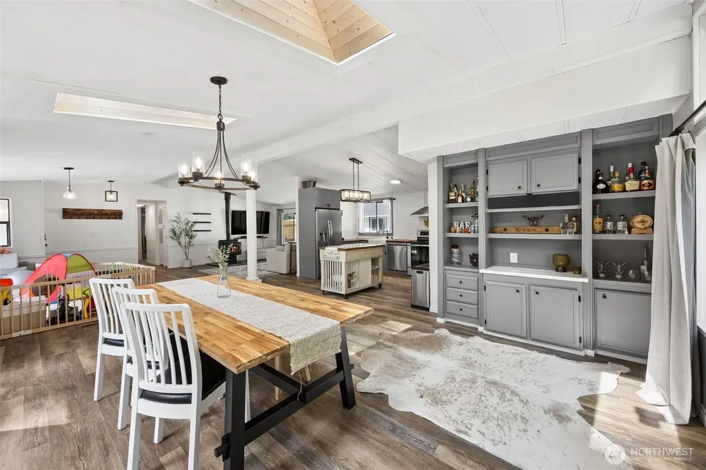 30428 Cumberland Kanaskat Road SE Ravensdale WA 98051