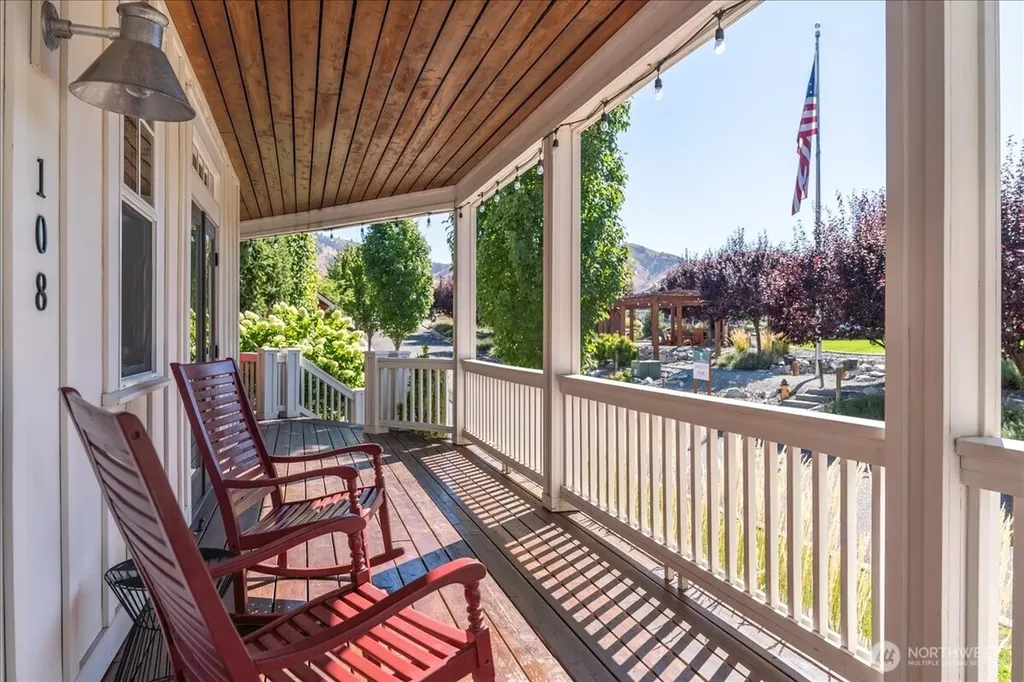 108 Jackrabbit Lane Chelan WA 98816
