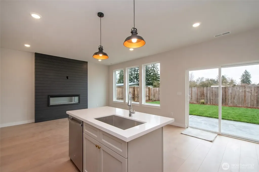 41 Sussex Court Sequim WA 98382