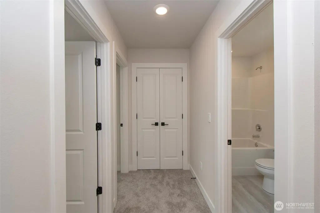 41 Sussex Court Sequim WA 98382