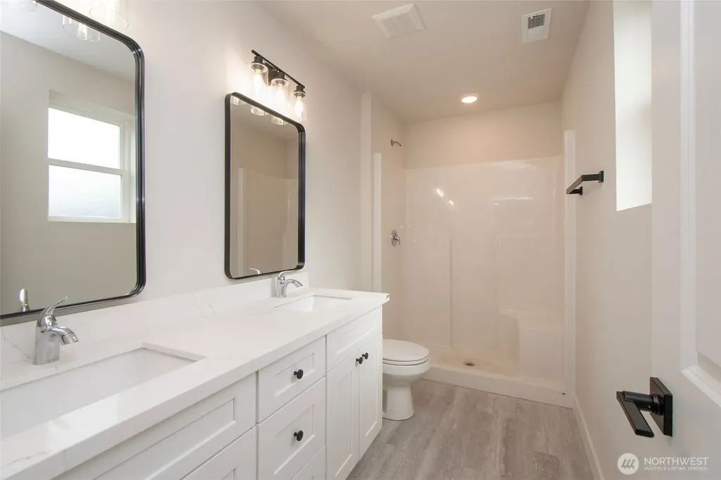 41 Sussex Court Sequim WA 98382