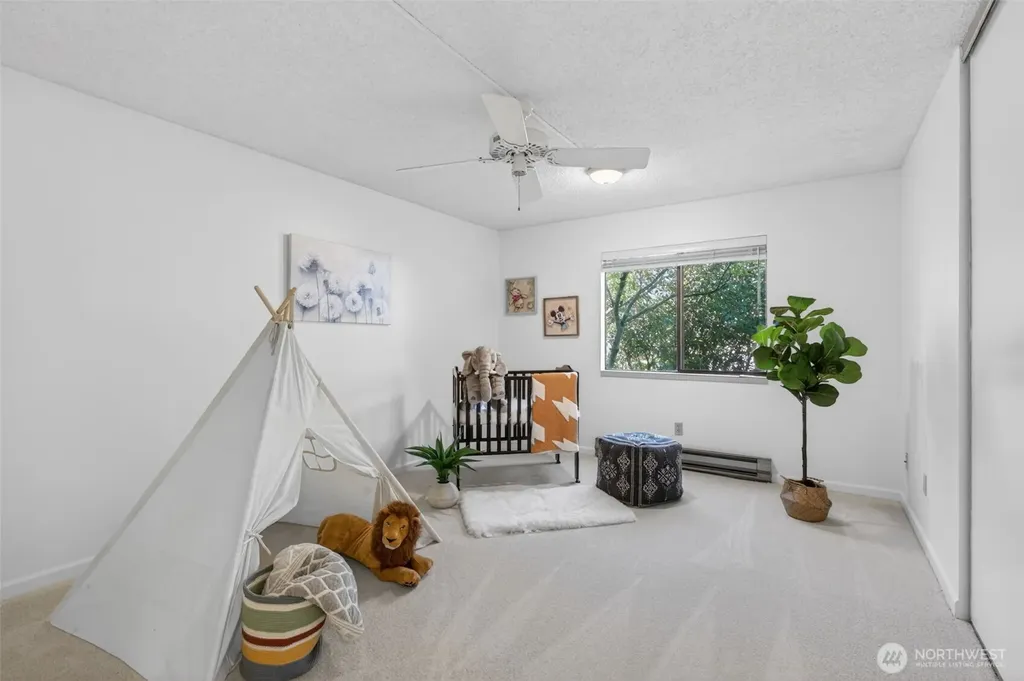 6353 Sand Point Way NE Seattle WA 98115