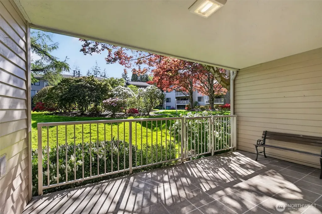 6353 Sand Point Way NE Seattle WA 98115