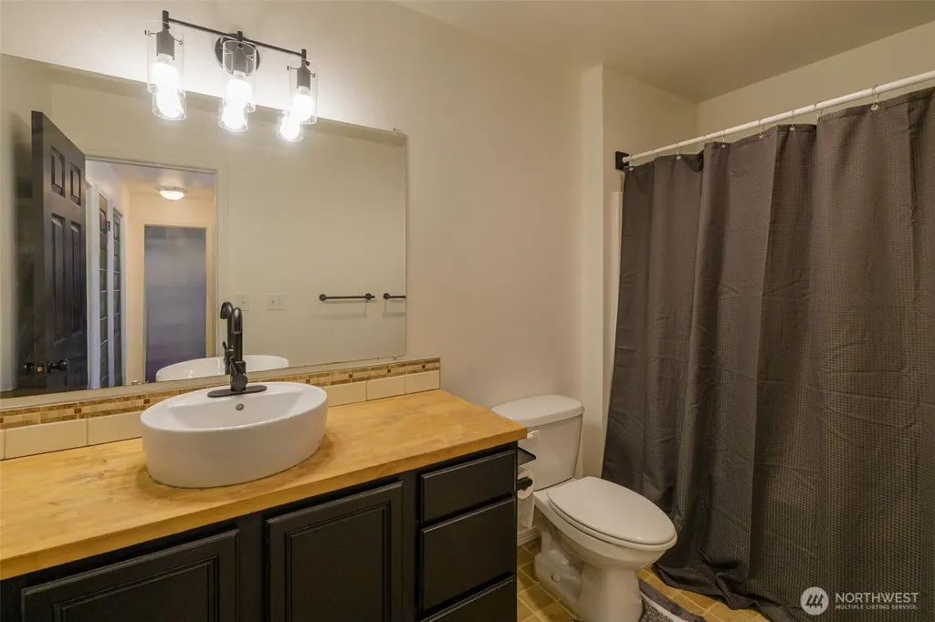19617 21st Street Ct SW Lakebay WA 98349