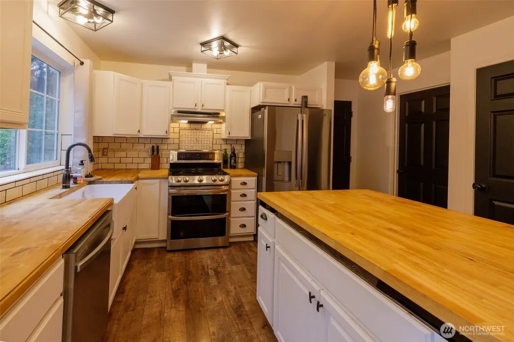 19617 21st Street Ct SW Lakebay WA 98349