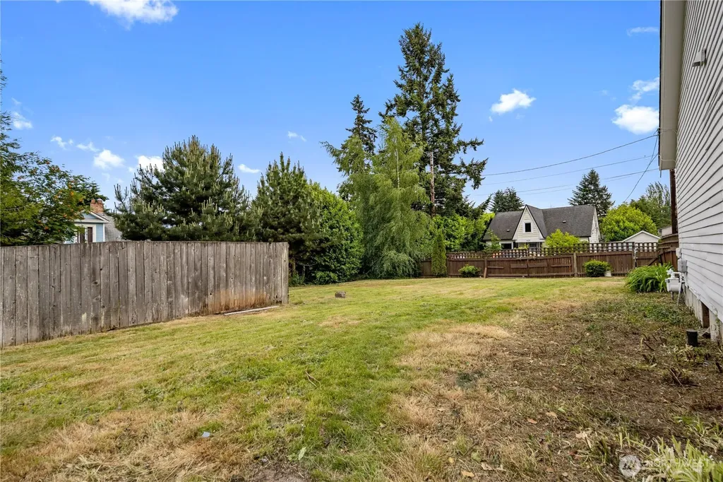 1623 Palm Avenue Everett WA 98203