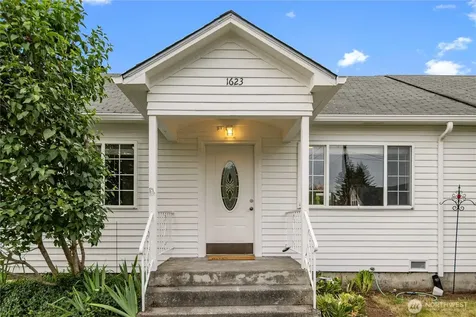 1623 Palm Avenue Everett WA 98203