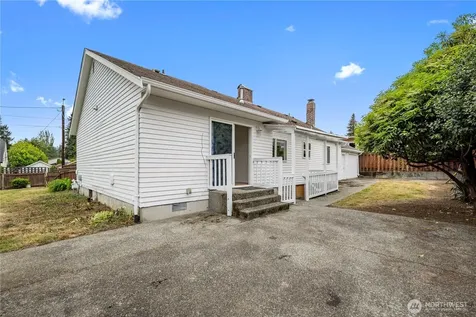 1623 Palm Avenue Everett WA 98203