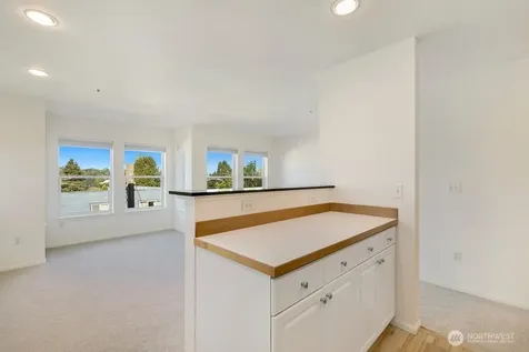 2101 N 55th Street Seattle WA 98103