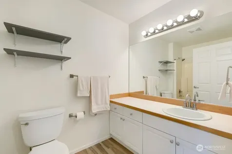 2101 N 55th Street Seattle WA 98103
