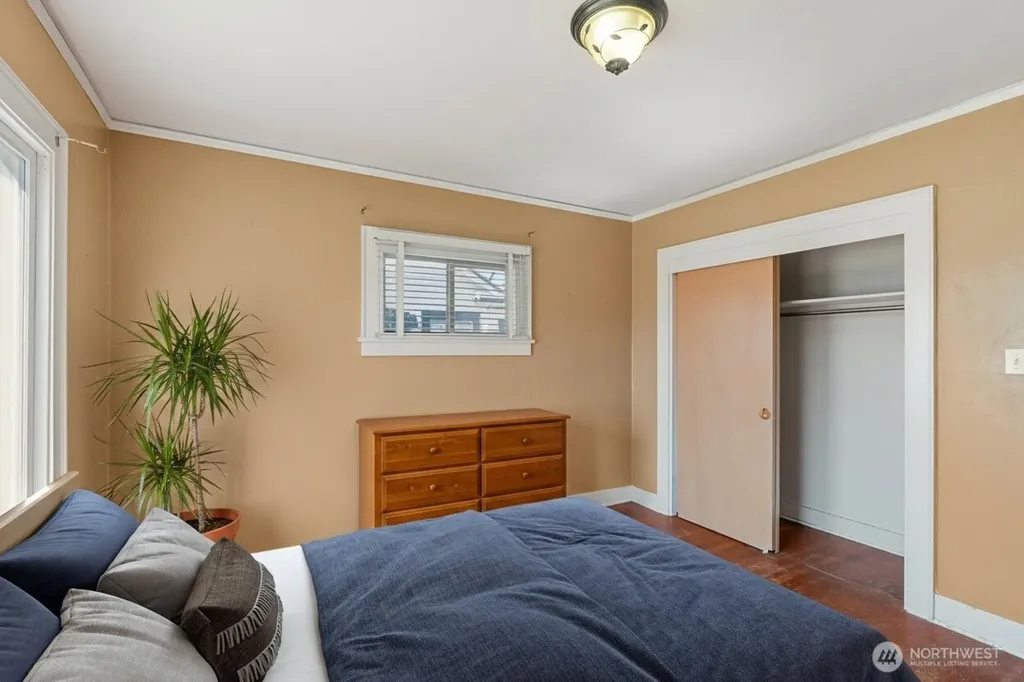 610 N Michigan Street Aberdeen WA 98520