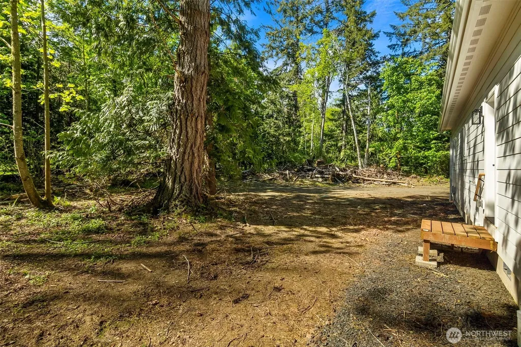 9725 Hunter Point Road NW Olympia WA 98502