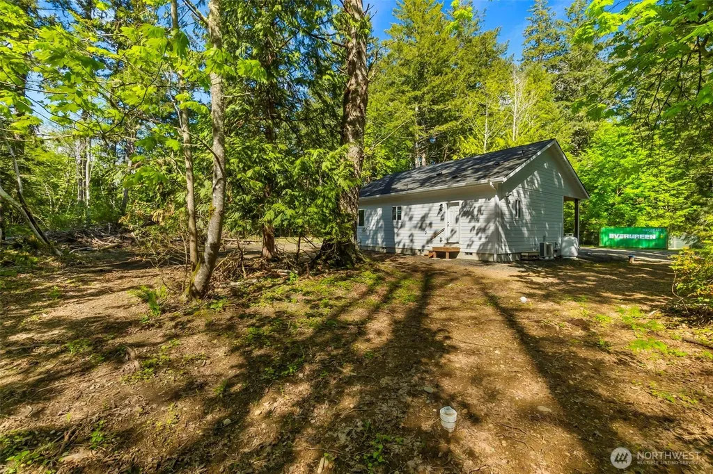 9725 Hunter Point Road NW Olympia WA 98502