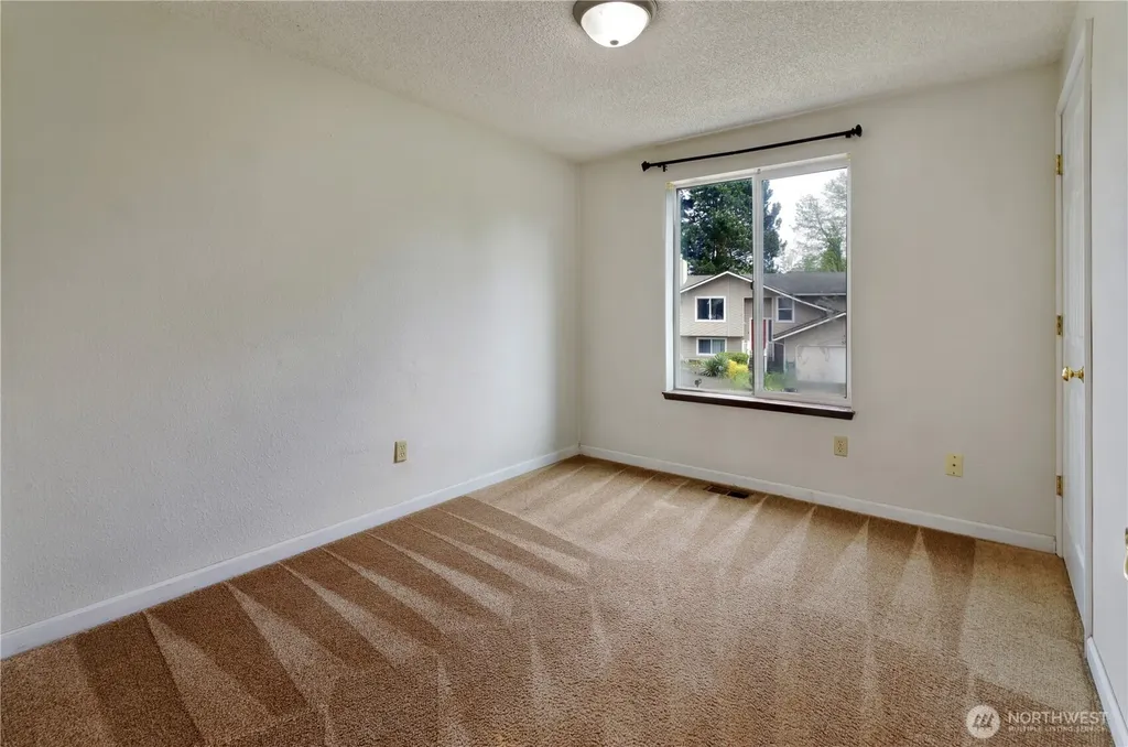 1230 N Newton Street Tacoma WA 98406