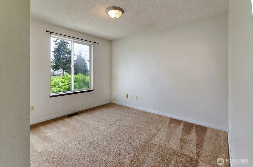 1230 N Newton Street Tacoma WA 98406