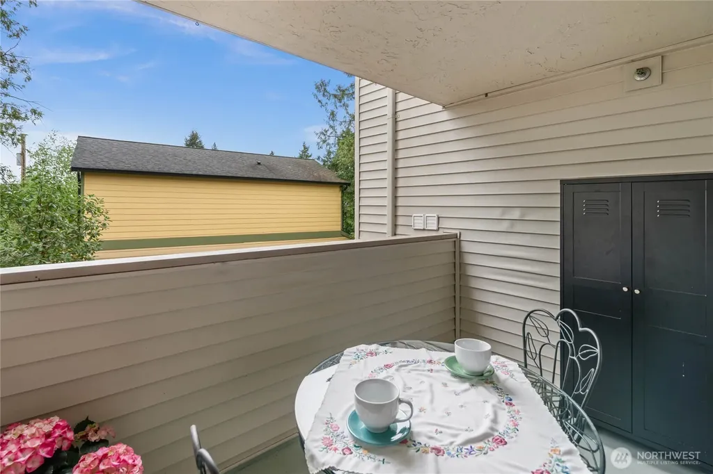 4701 NW Walgren Drive Silverdale WA 98383