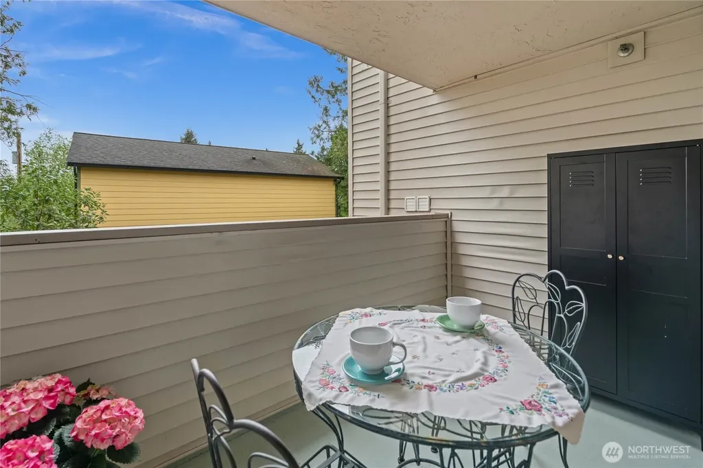 4701 NW Walgren Drive Silverdale WA 98383