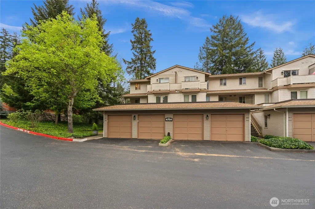 4701 NW Walgren Drive Silverdale WA 98383