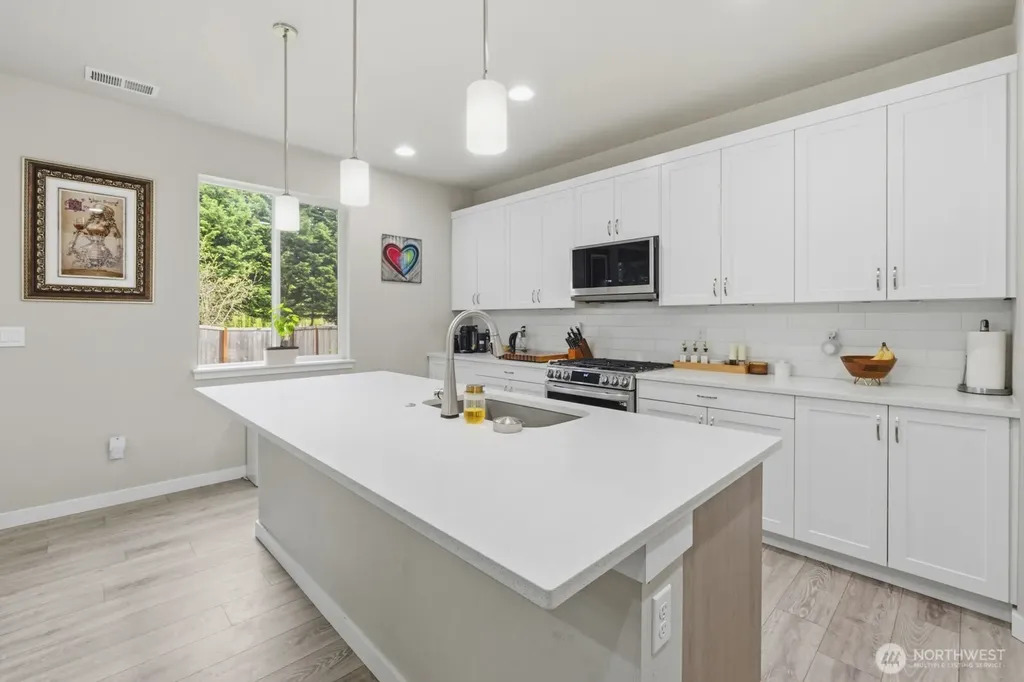 15526 Bergh Court SE Yelm WA 98597