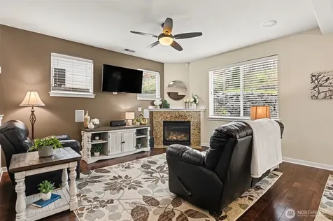 1023 117th Drive SE Lake Stevens WA 98258