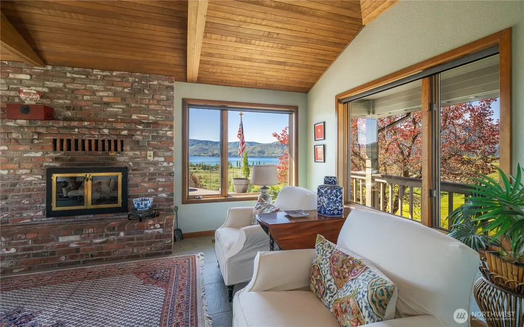 265 Proctor Boulevard Manson WA 98831