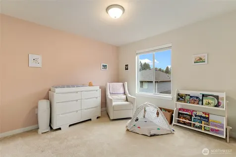 13420 Manor Way Lynnwood WA 98087