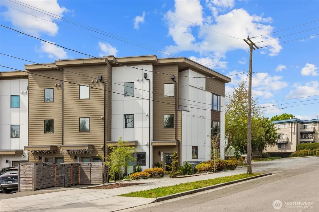 10170 Holman Road NW Seattle WA 98177