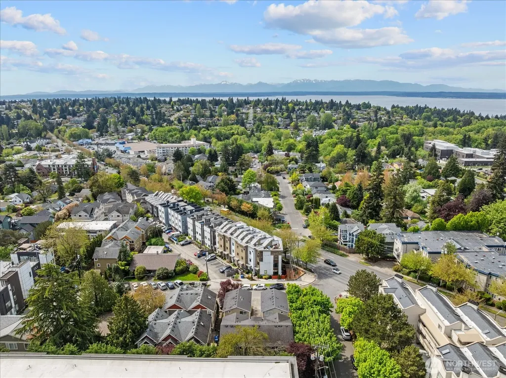 10170 Holman Road NW Seattle WA 98177