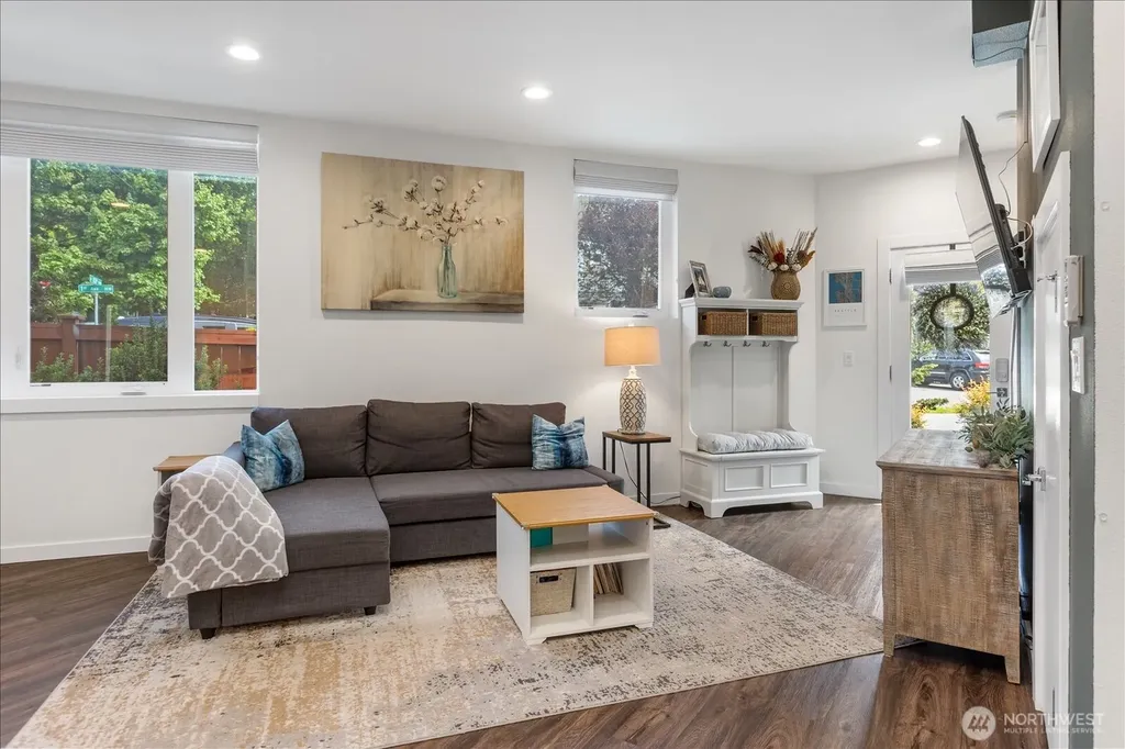 10170 Holman Road NW Seattle WA 98177