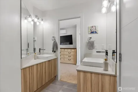 10170 Holman Road NW Seattle WA 98177