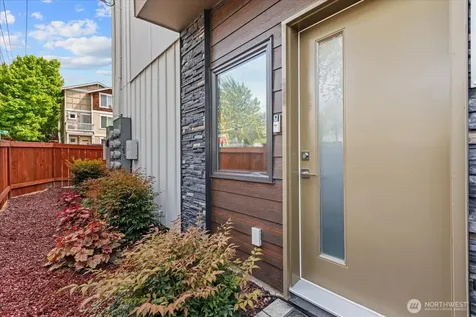 10170 Holman Road NW Seattle WA 98177