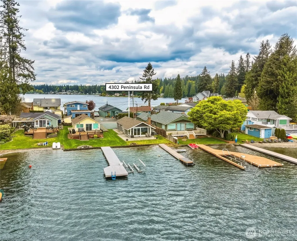 4302 Peninsula Road Stanwood WA 98292