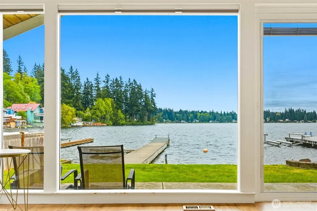 4302 Peninsula Road Stanwood WA 98292