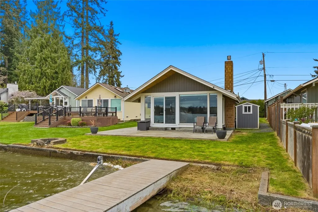 4302 Peninsula Road Stanwood WA 98292