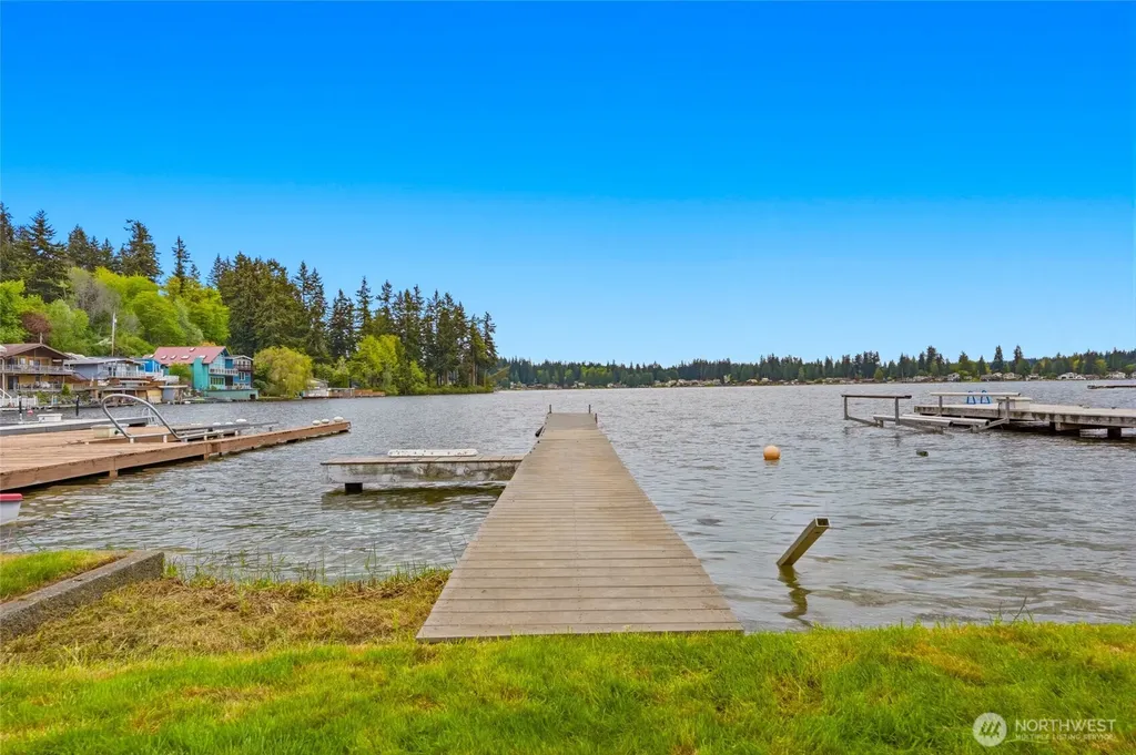 4302 Peninsula Road Stanwood WA 98292